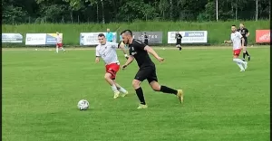 Dwa karne za trzy punkty. MRKS wygrywa z Drzewiarzem Jasienica