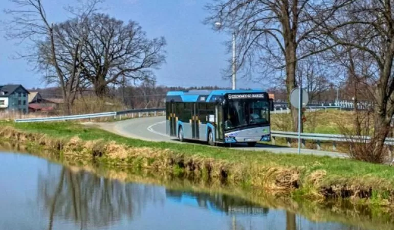 autobus, pkm